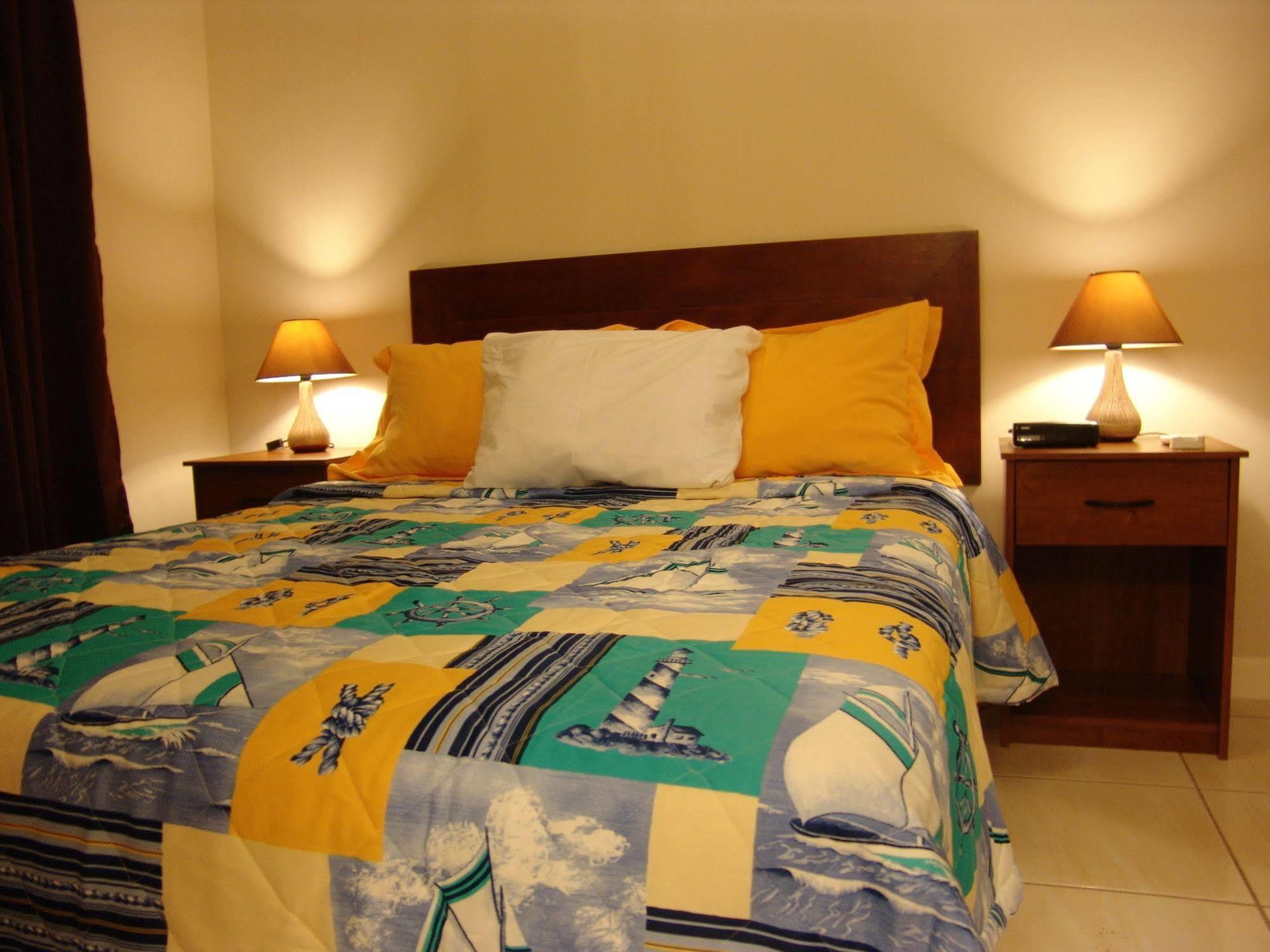 Agua Clara Eco Suites Oranjestad Bagian luar foto