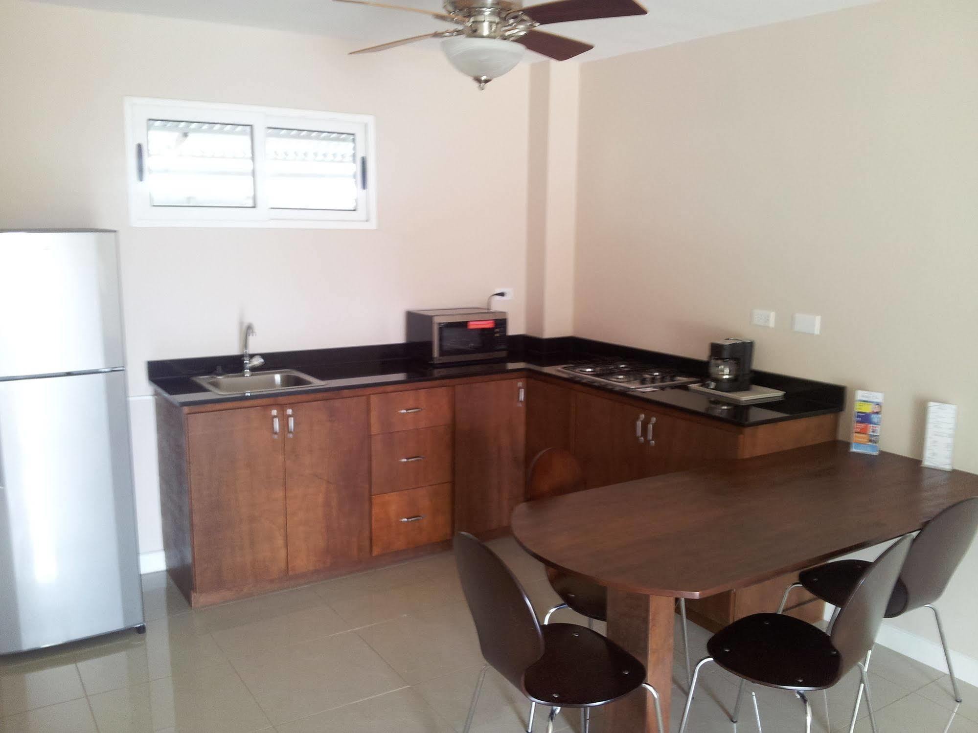 Agua Clara Eco Suites Oranjestad Bagian luar foto