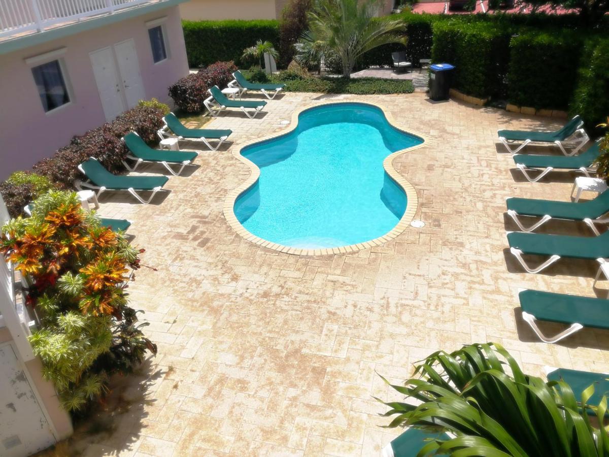 Agua Clara Eco Suites Oranjestad Bagian luar foto