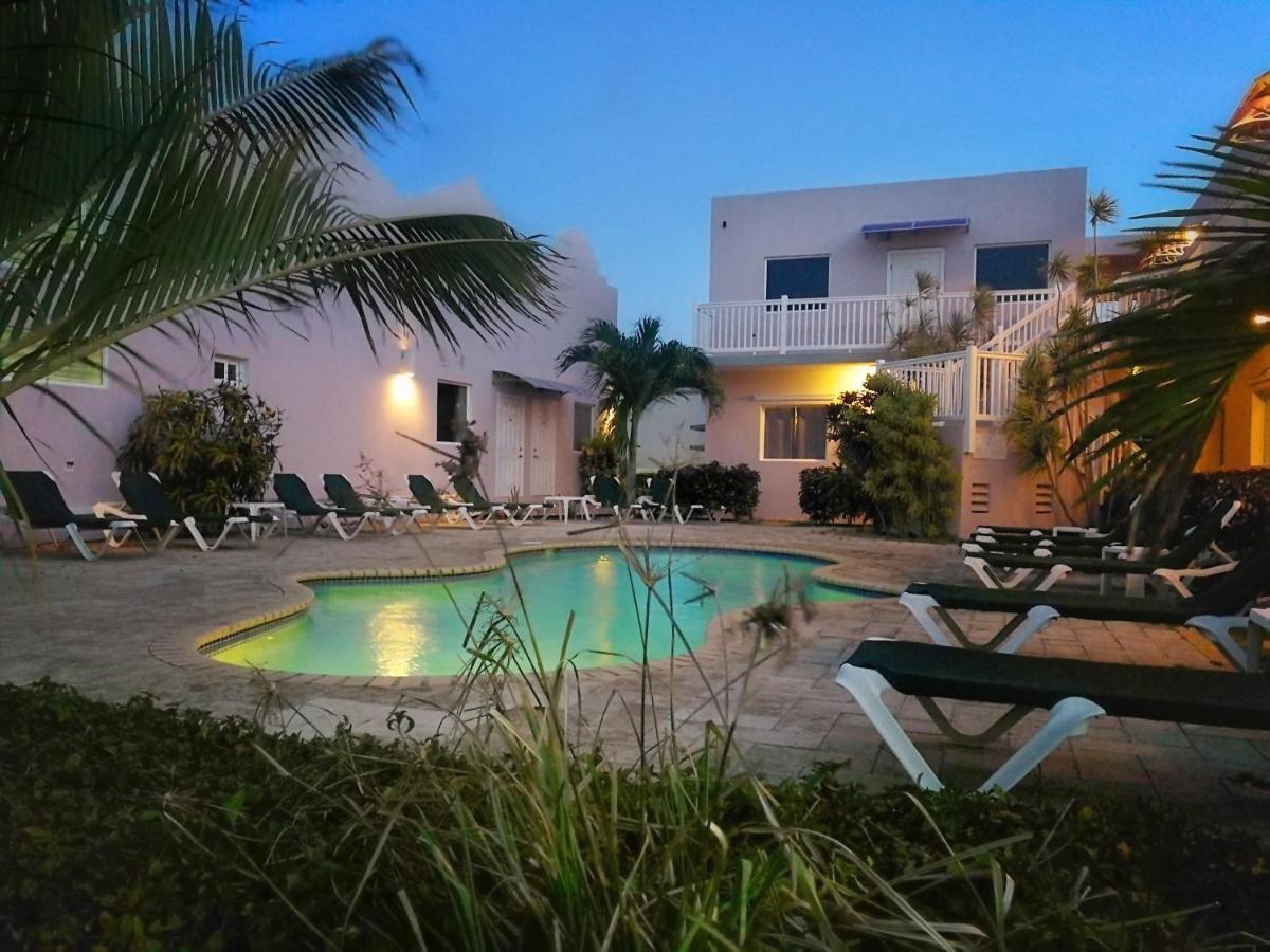 Agua Clara Eco Suites Oranjestad Bagian luar foto
