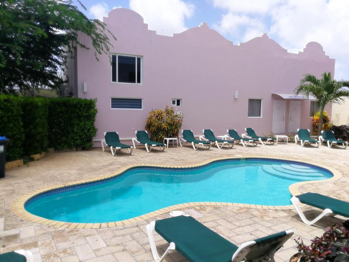 Agua Clara Eco Suites Oranjestad Bagian luar foto