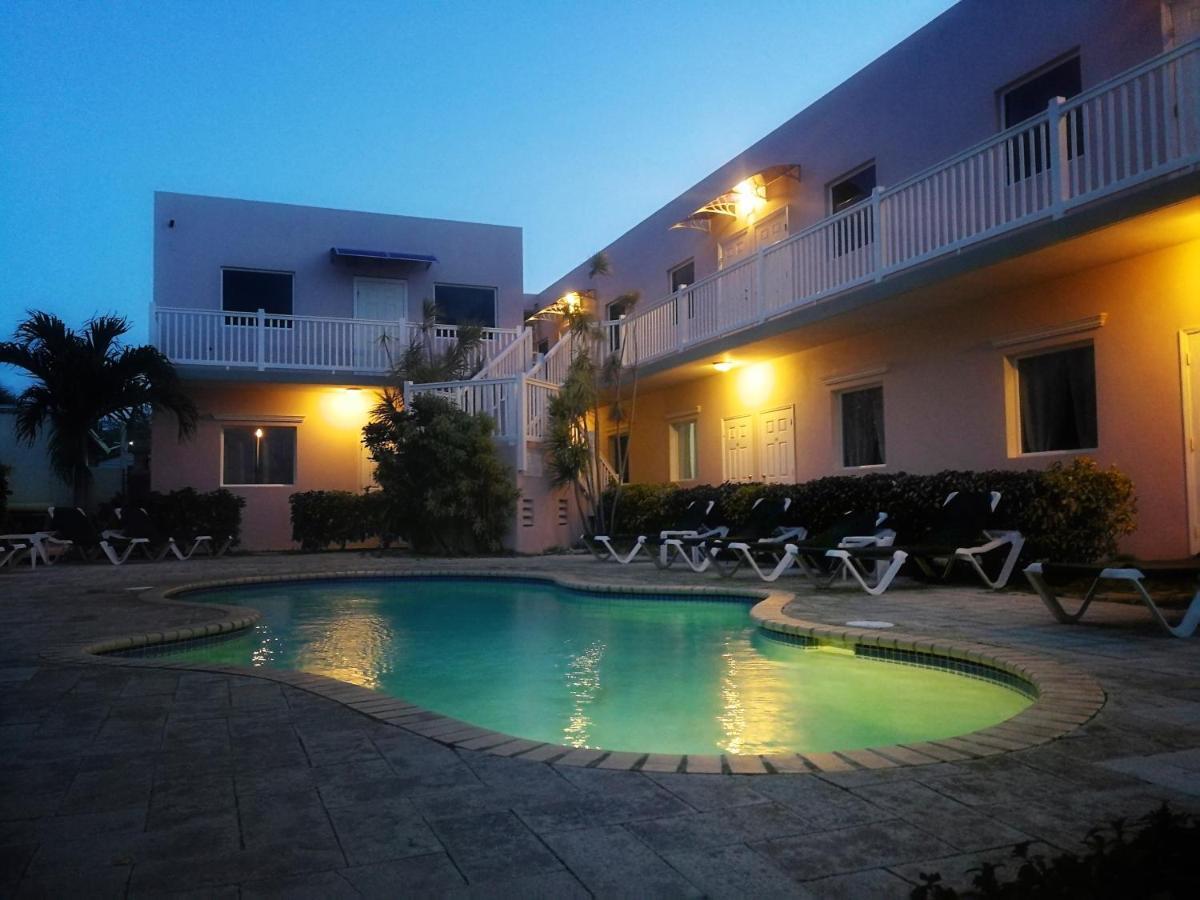 Agua Clara Eco Suites Oranjestad Bagian luar foto