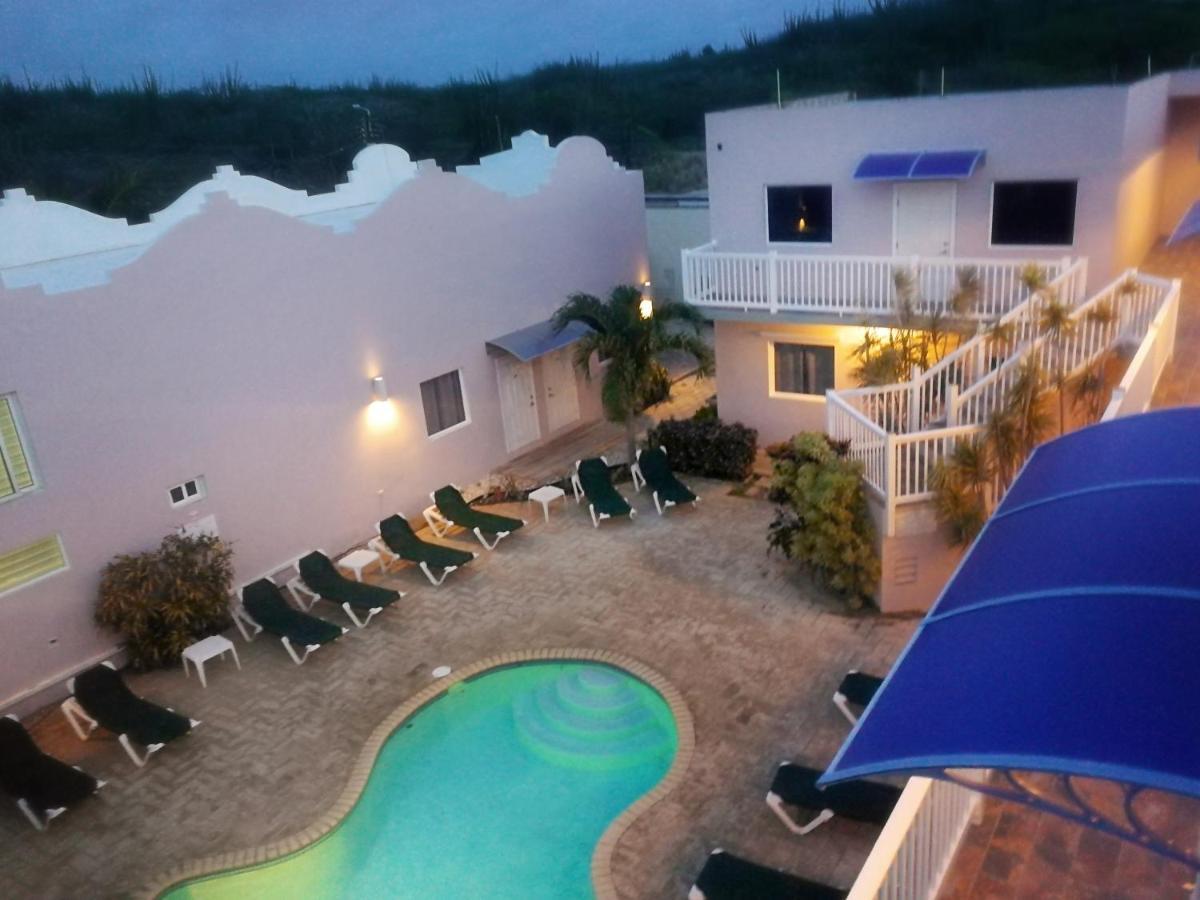 Agua Clara Eco Suites Oranjestad Bagian luar foto