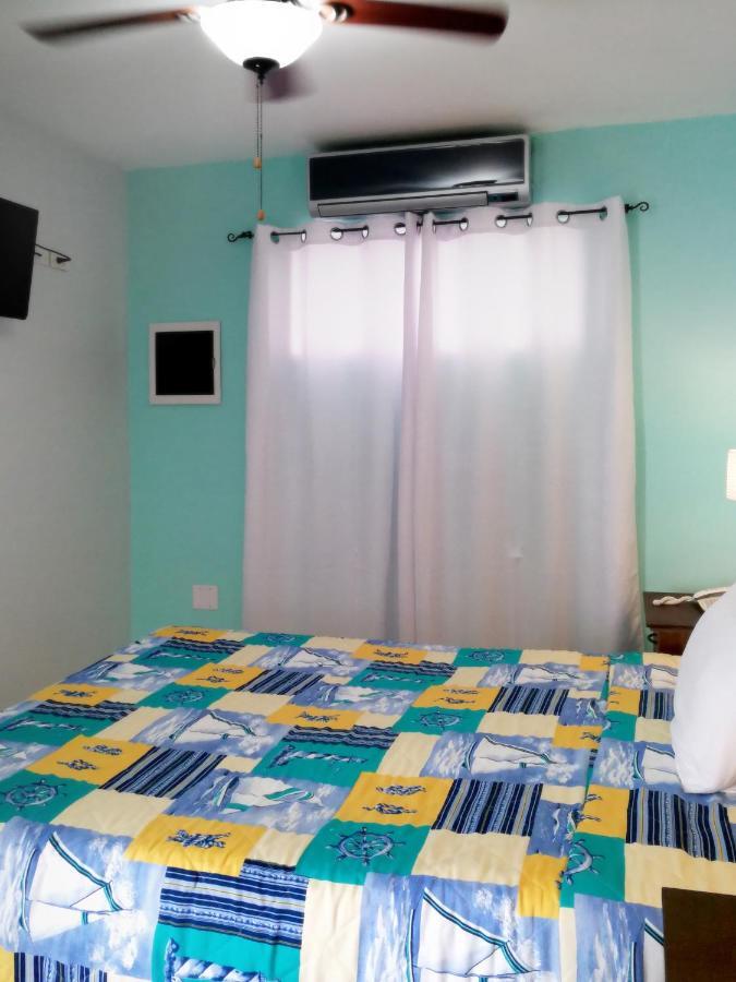 Agua Clara Eco Suites Oranjestad Bagian luar foto